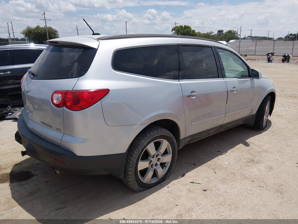 1GNKVLED2BJ118028 2011 CHEVROLET TRAVERSE photo no. 4