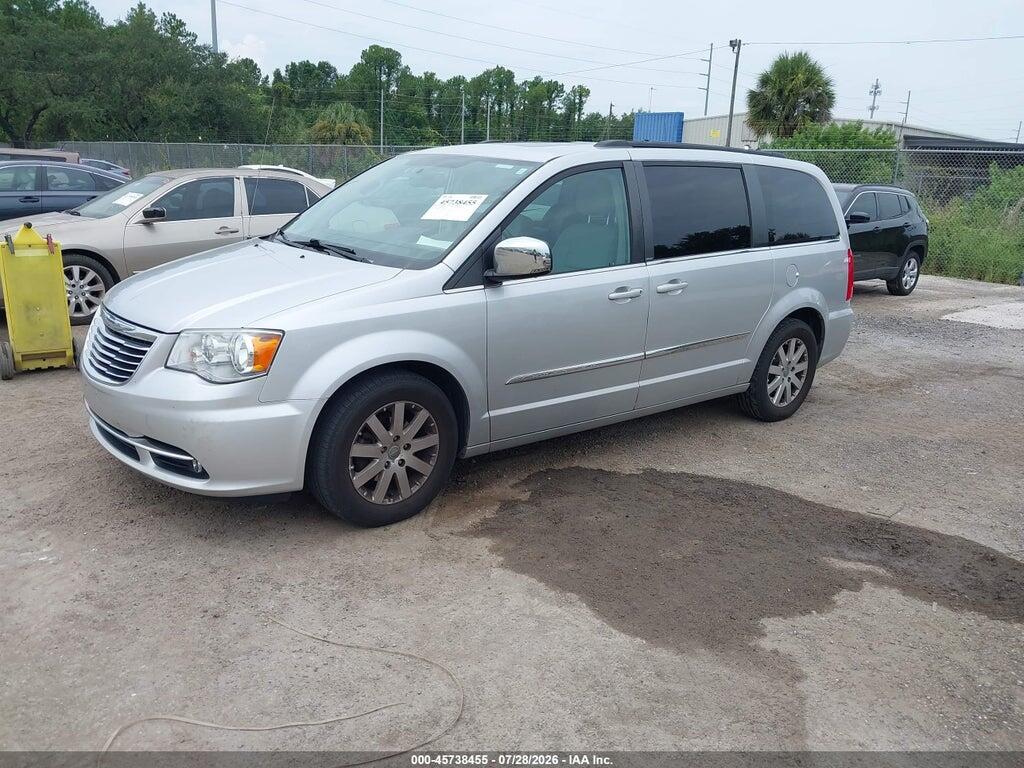 2A4RR8DG3BR651094 2011 CHRYSLER TOWN & COUNTRY photo no. 2