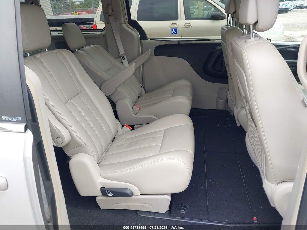 2A4RR8DG3BR651094 2011 CHRYSLER TOWN & COUNTRY photo no. 8