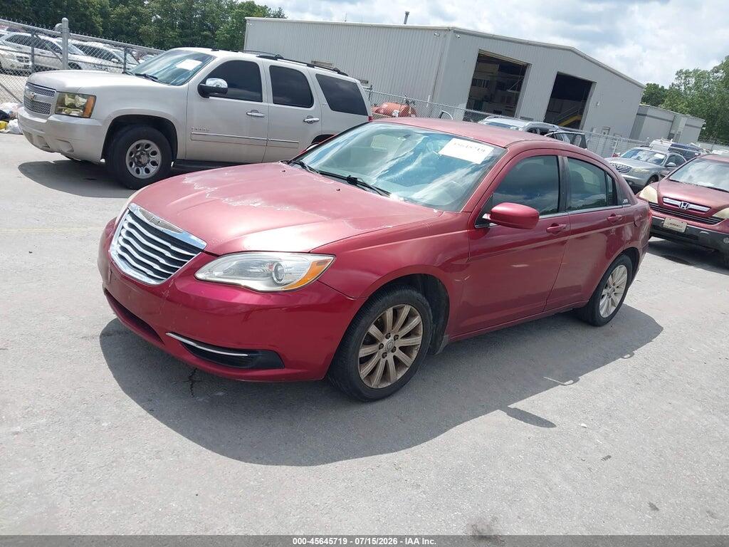 1C3BC1FB3BN580028 2011 CHRYSLER 200 photo no. 2