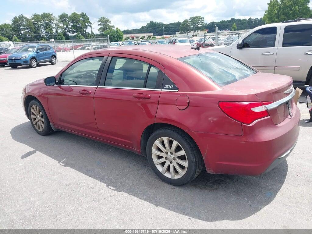 1C3BC1FB3BN580028 2011 CHRYSLER 200 photo no. 3