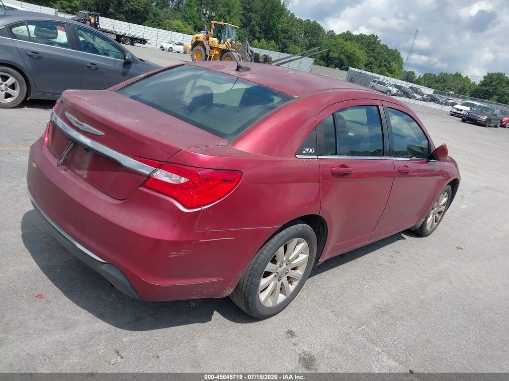 1C3BC1FB3BN580028 2011 CHRYSLER 200 photo no. 4