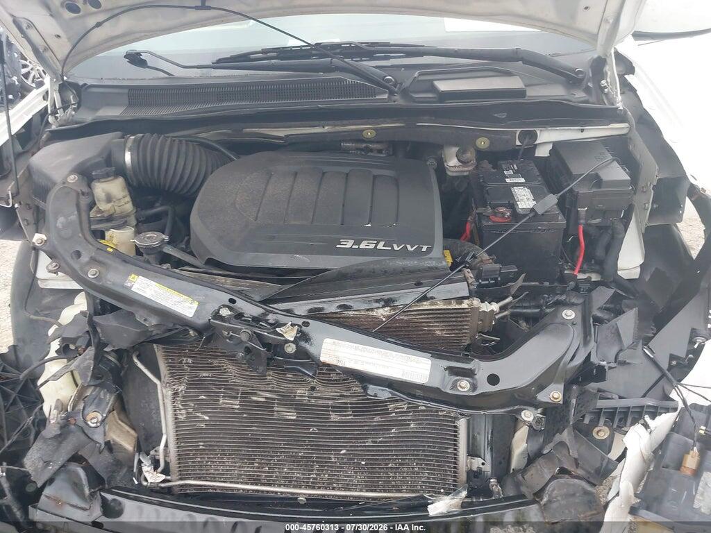 2A4RR5DG1BR638357 2011 CHRYSLER TOWN & COUNTRY photo no. 10