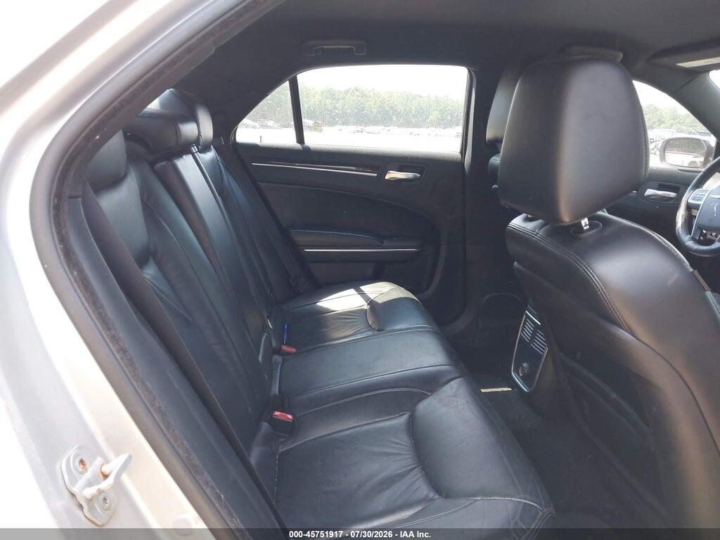 2C3CA5CG9BH614063 2011 CHRYSLER 300 photo no. 8