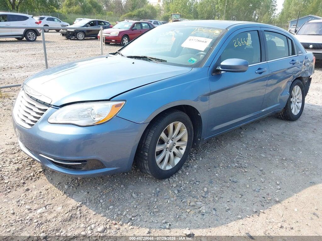 1C3BC1FB5BN569287 2011 CHRYSLER 200 photo no. 2