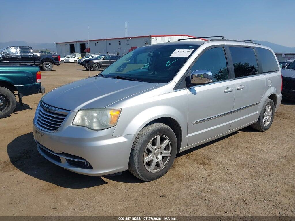 2A4RR8DG2BR705842 2011 CHRYSLER TOWN & COUNTRY photo no. 2