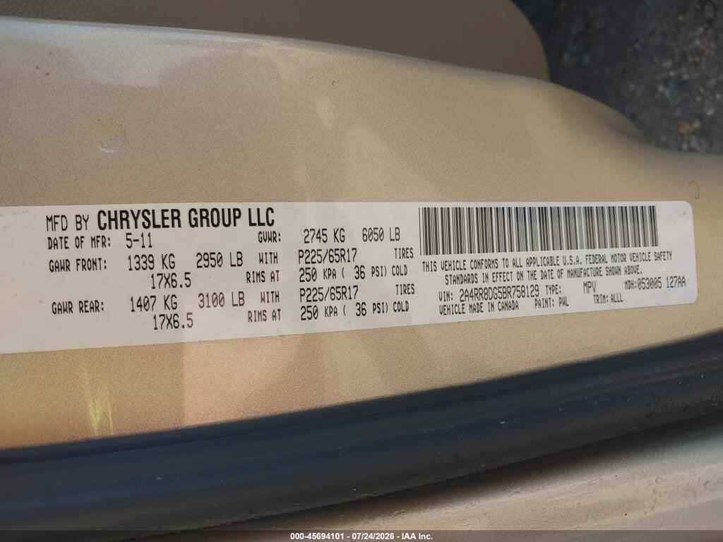 2A4RR8DG5BR758129 2011 CHRYSLER TOWN & COUNTRY photo no. 9