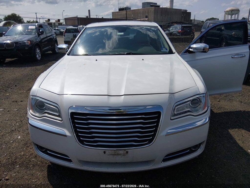 2C3CA6CT9BH559701 2011 CHRYSLER 300C photo no. 6