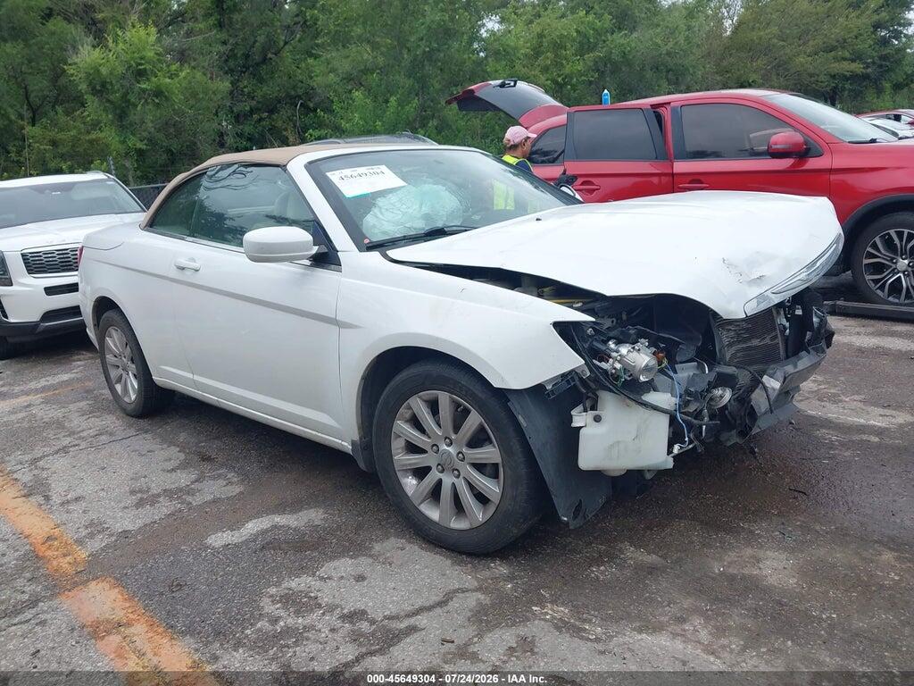 1C3BC2EB0BN549777 2011 CHRYSLER 200 photo no. 1