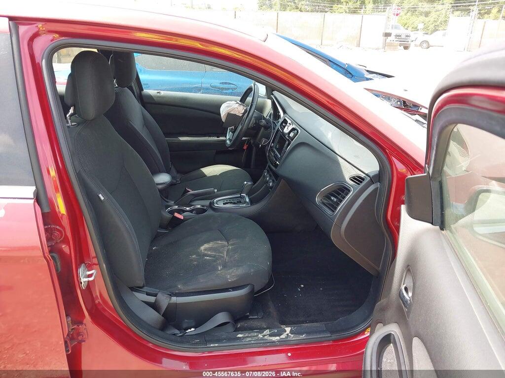 1C3BC1FG8BN594826 2011 CHRYSLER 200 photo no. 5