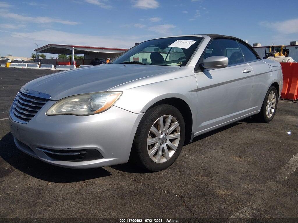 1C3BC2EB5BN532487 2011 CHRYSLER 200 photo no. 2