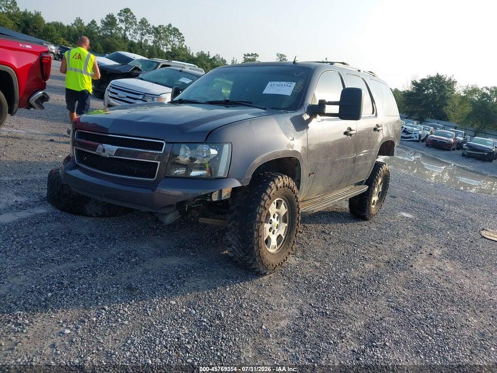 1GNMCBE39AR246685 2010 CHEVROLET TAHOE photo no. 2