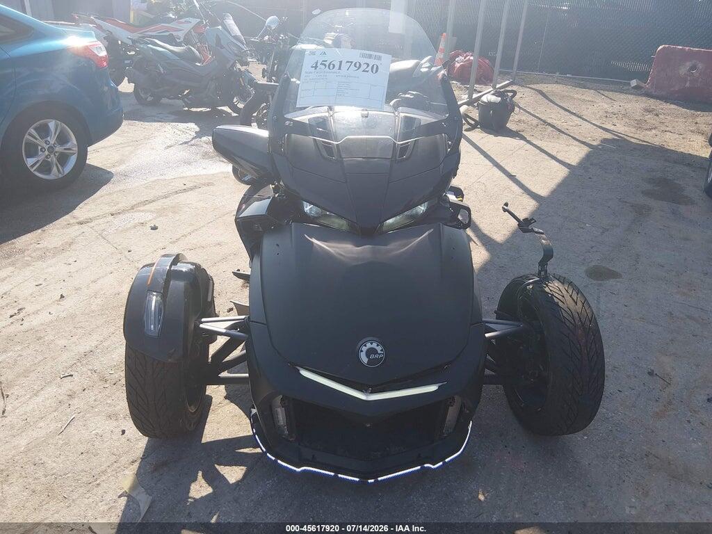 2BXREDD22KV001338 2019 CAN-AM SPYDER ROADSTER photo no. 5