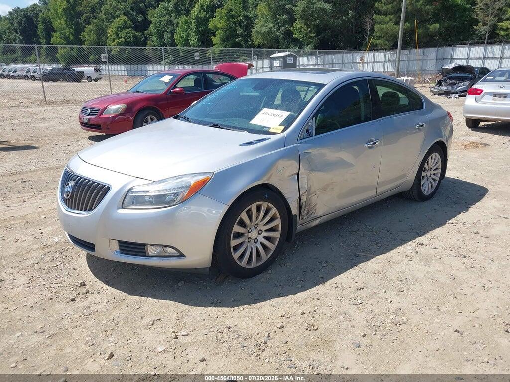 2G4GS5EV0D9247889 2013 BUICK REGAL photo no. 2