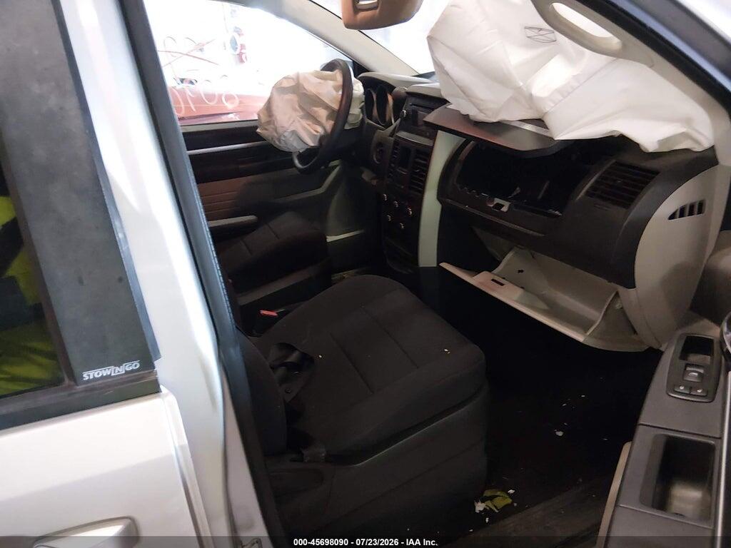2D4RN4DE5AR277923 2010 DODGE GRAND CARAVAN photo no. 5