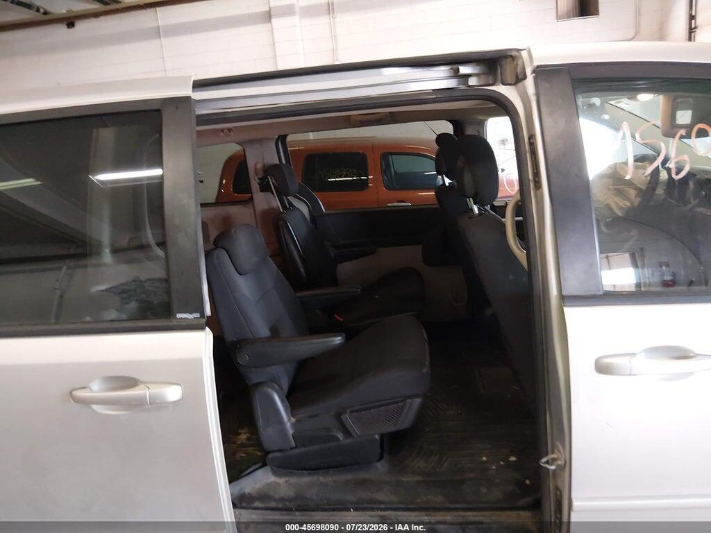 2D4RN4DE5AR277923 2010 DODGE GRAND CARAVAN photo no. 8