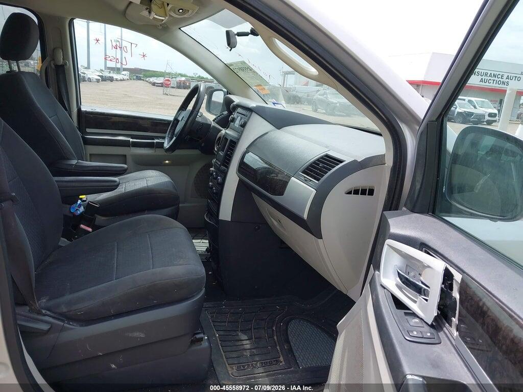 2D4RN5D11AR262175 2010 DODGE GRAND CARAVAN photo no. 5