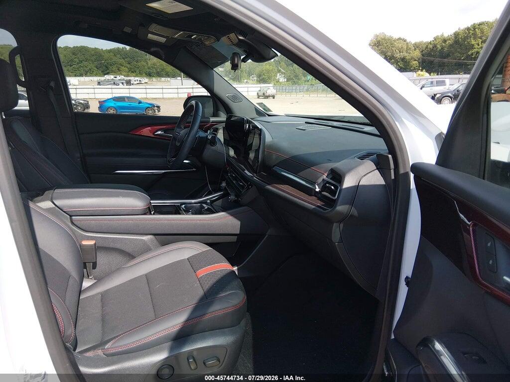1GNERLKS0TJ132953 2026 CHEVROLET TRAVERSE photo no. 5