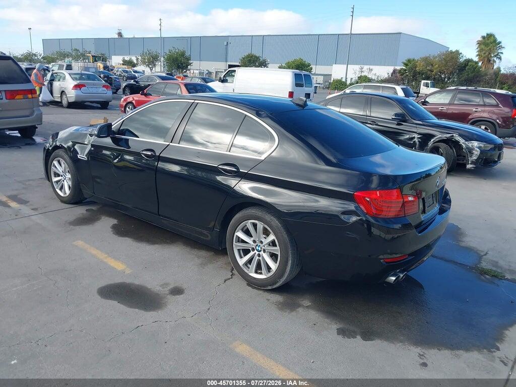 WBA5A5C59GG352256 2016 BMW 528I photo no. 3