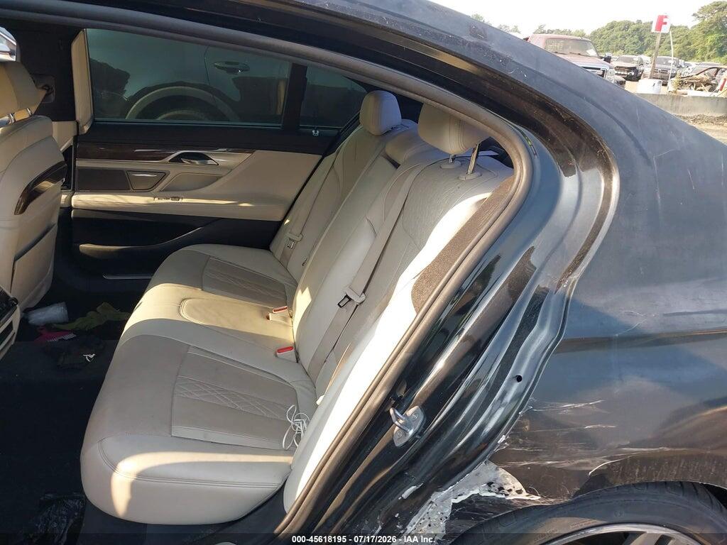 WBA7F2C55GG416043 2016 BMW 750I photo no. 8