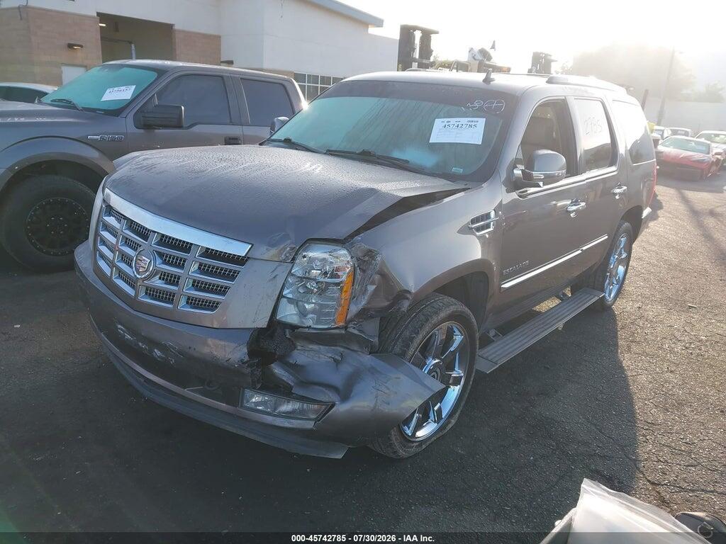 1GYS4BEF0DR379163 2013 CADILLAC ESCALADE photo no. 2