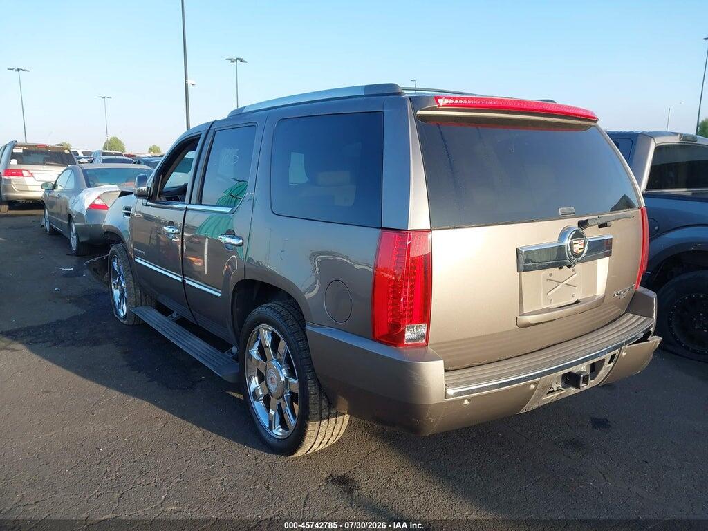 1GYS4BEF0DR379163 2013 CADILLAC ESCALADE photo no. 3