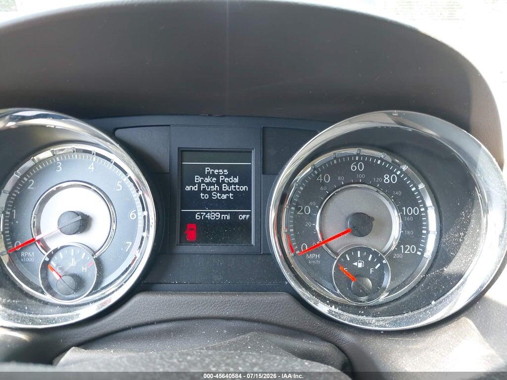 2A4RR6DG3BR749403 2011 CHRYSLER TOWN & COUNTRY photo no. 7