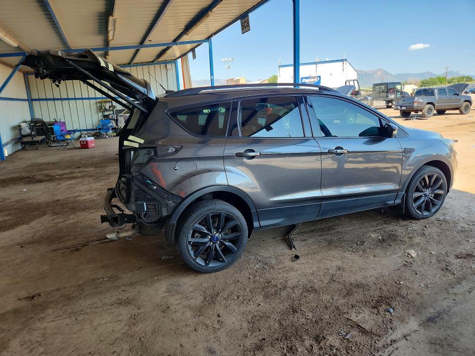 2017 FORD ESCAPE TITANIUM — Фото 3 из 12
