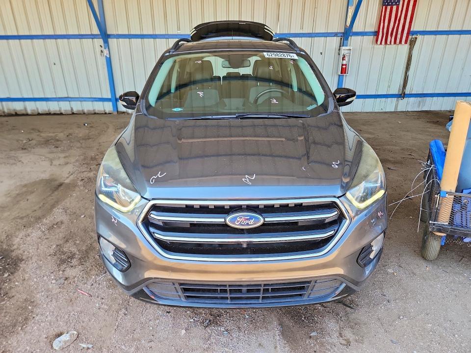 2017 FORD ESCAPE TITANIUM — Фото 5 из 12