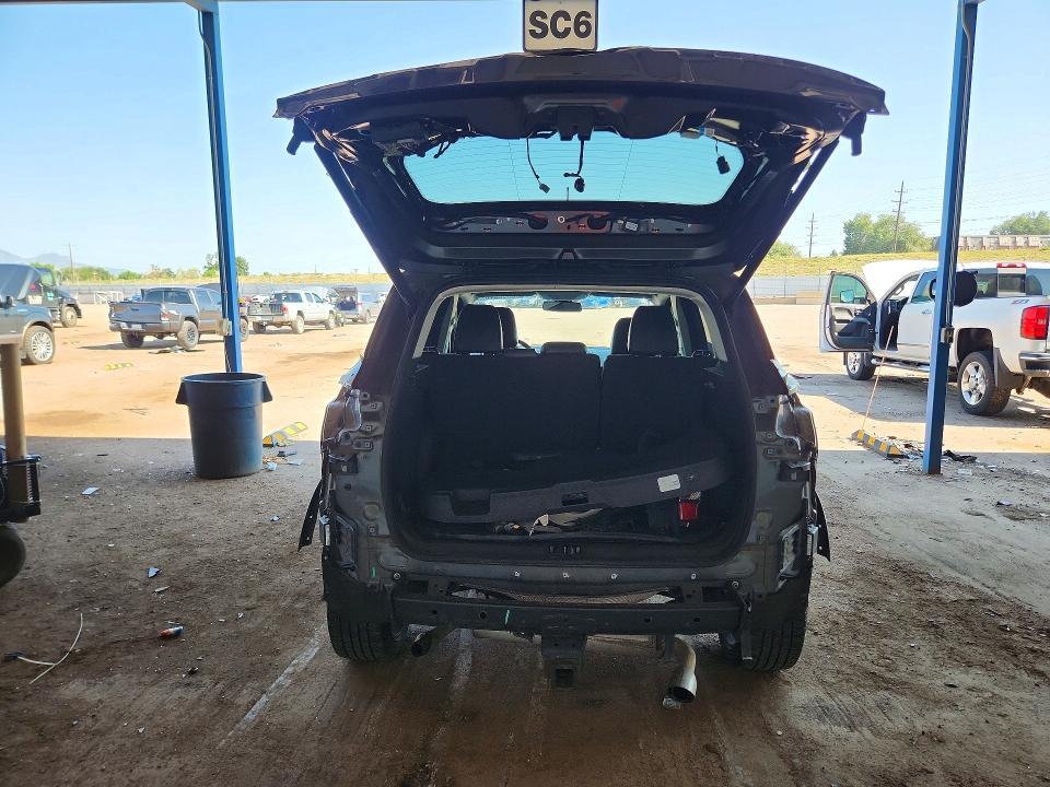 2017 FORD ESCAPE TITANIUM — Фото 6 из 12
