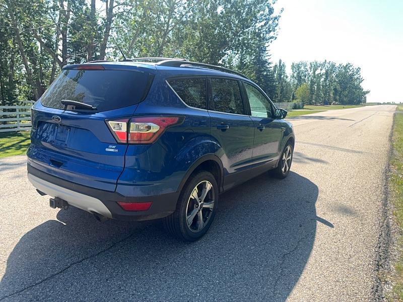 2017 FORD ESCAPE SE — Фото 4 из 10