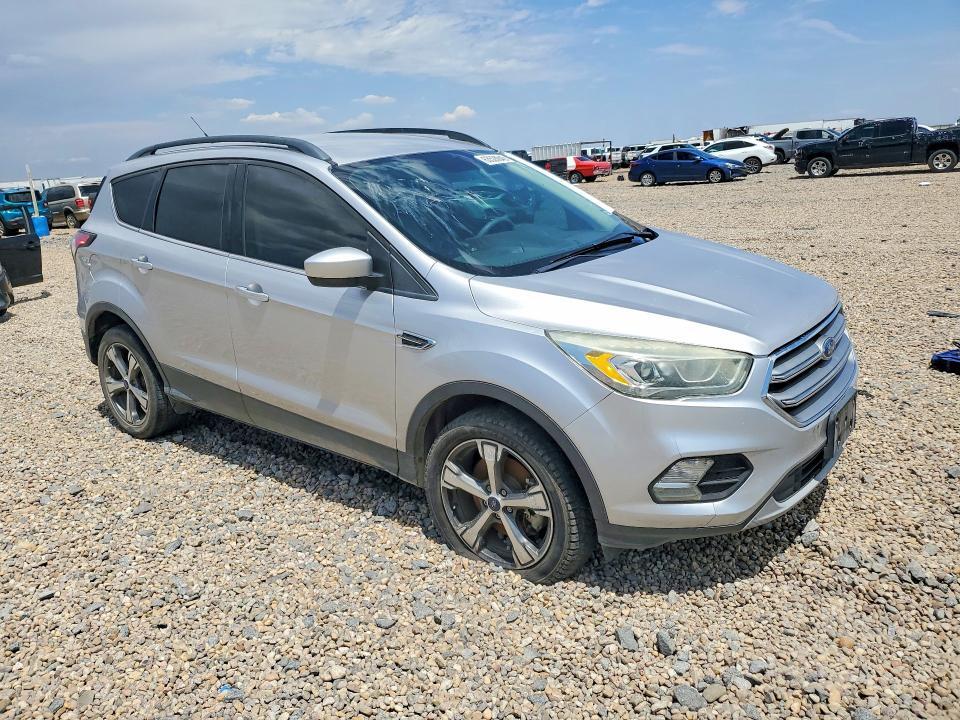 2017 FORD ESCAPE SE — Фото 4 из 13
