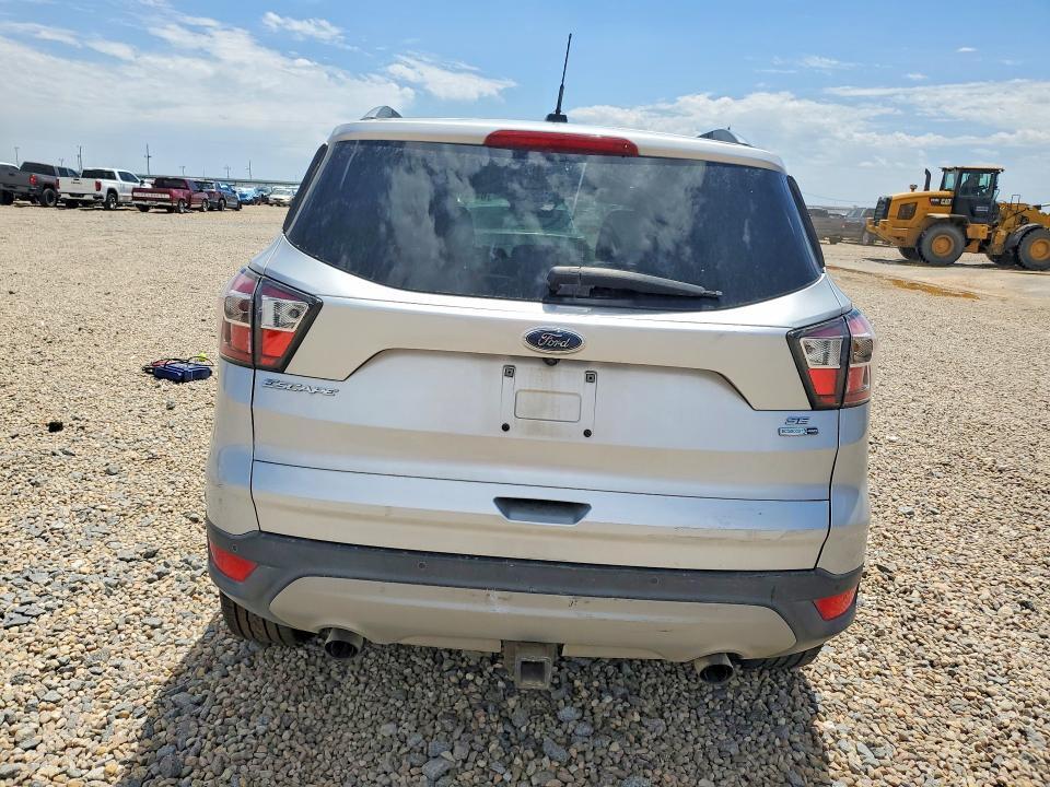 2017 FORD ESCAPE SE — Фото 6 из 13