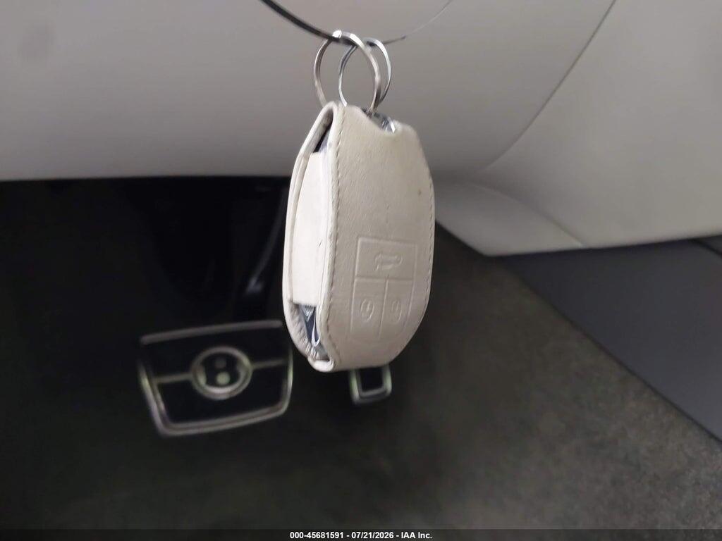 SJAAM2ZV1NC016394 2022 BENTLEY BENTAYGA photo no. 11