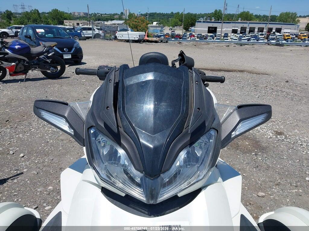 2BXNCBC16DX003808 2013 CAN-AM SPYDER ROADSTER photo no. 5