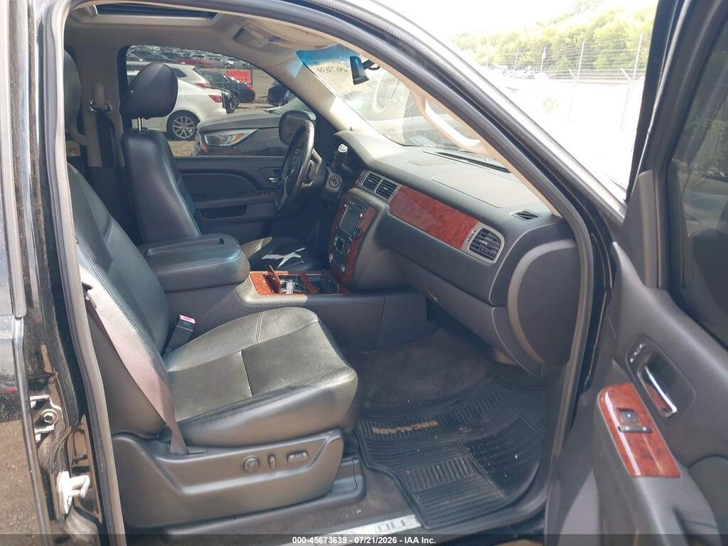 3GNTKGE75DG102621 2013 CHEVROLET AVALANCHE photo no. 5