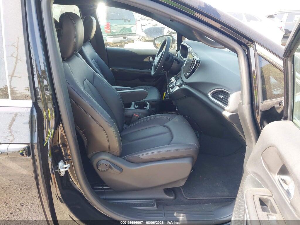 2C4RC1BG9TR273074 2026 CHRYSLER PACIFICA photo no. 5