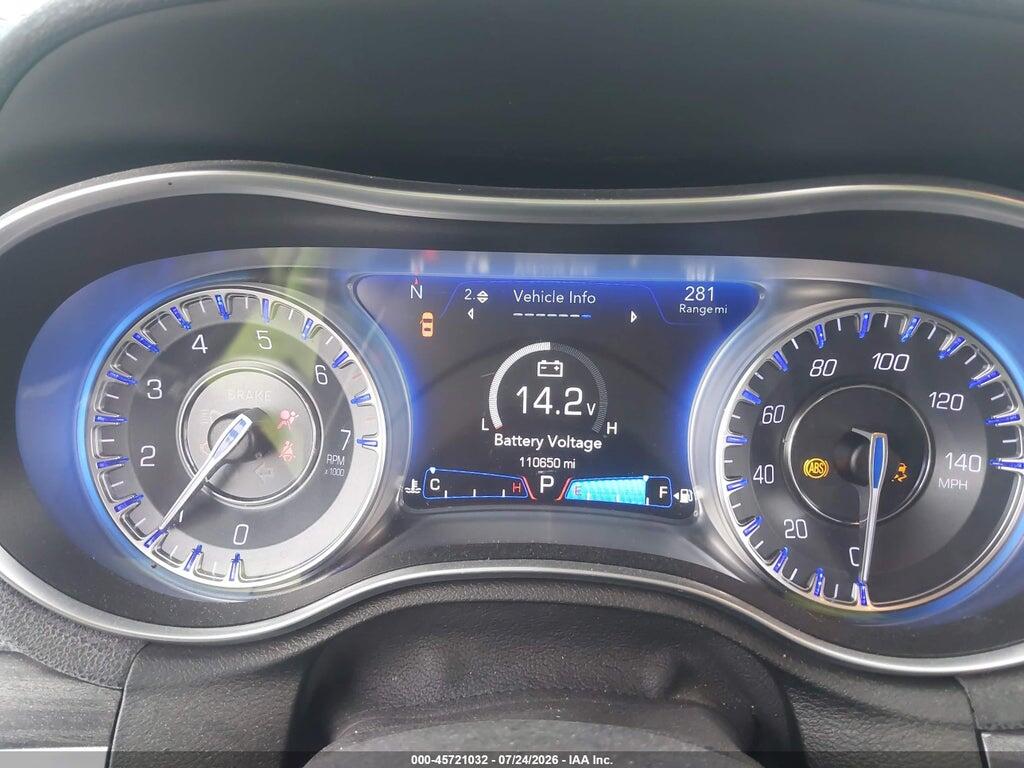 2C3CCAAG5JH320583 2018 CHRYSLER 300 photo no. 7