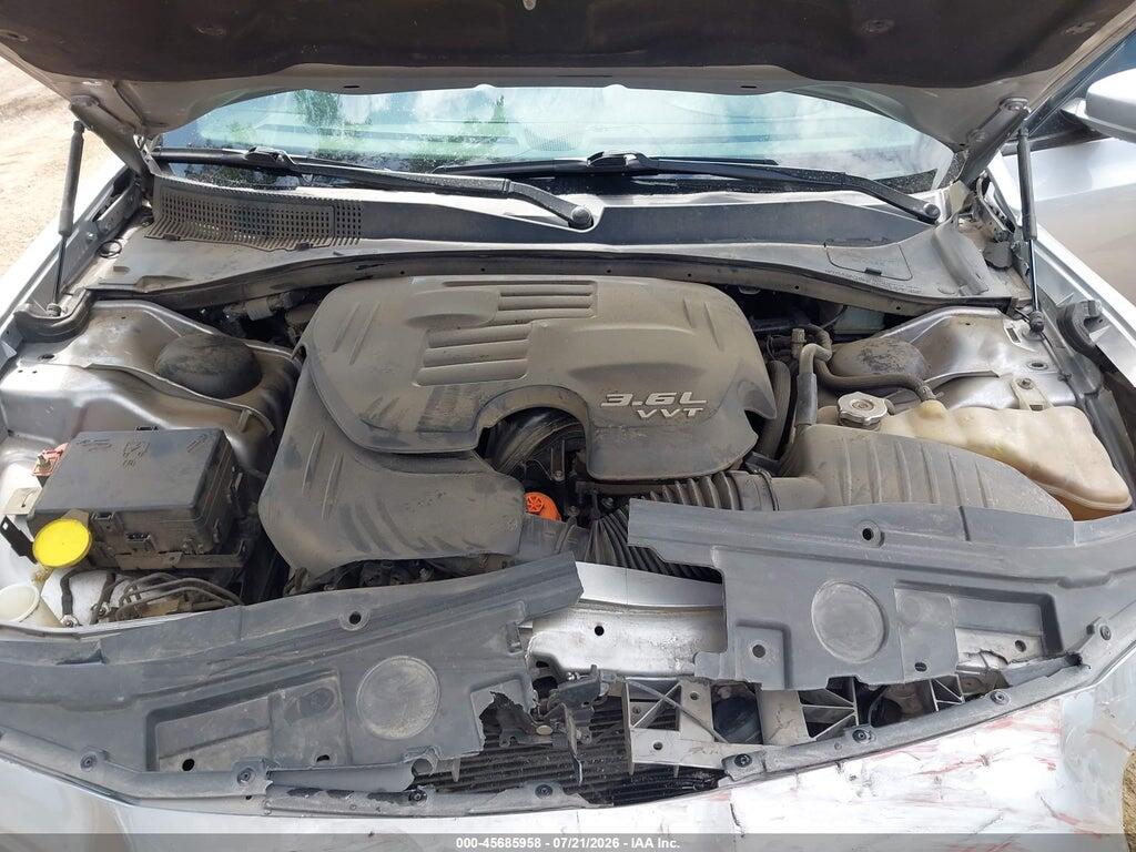 2C3CCABG1JH214291 2018 CHRYSLER 300 photo no. 10