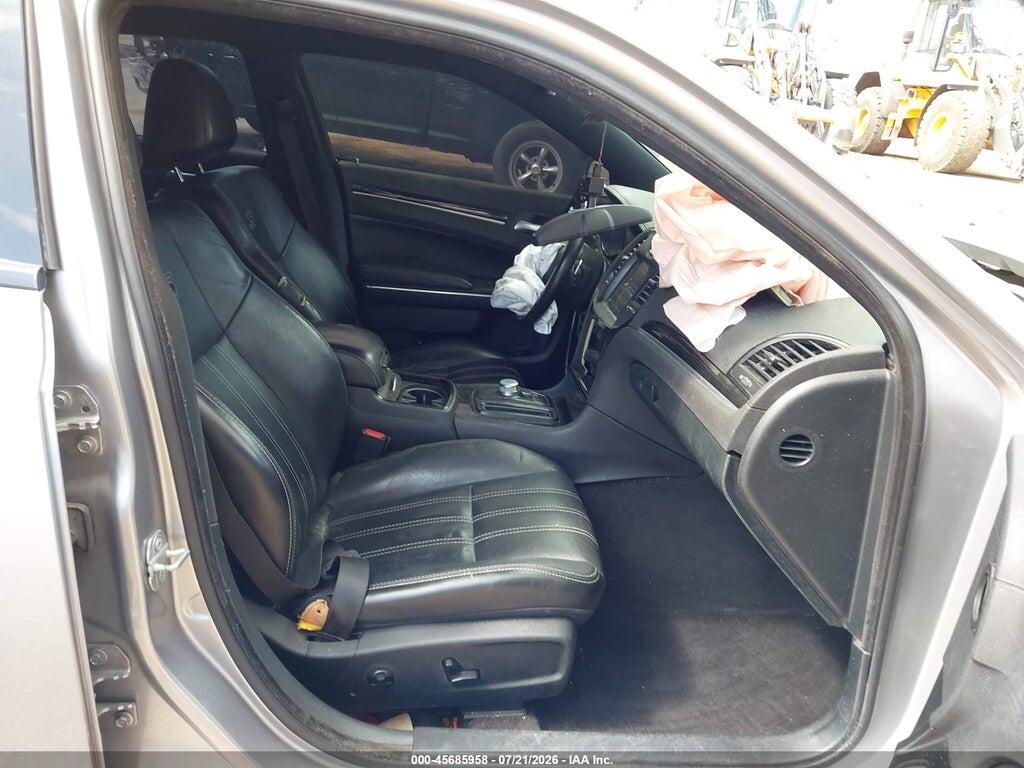 2C3CCABG1JH214291 2018 CHRYSLER 300 photo no. 5