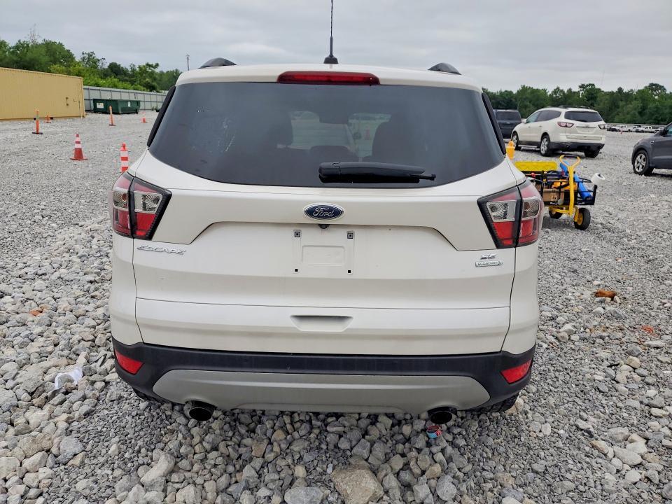 2017 FORD ESCAPE SE — Фото 6 из 13