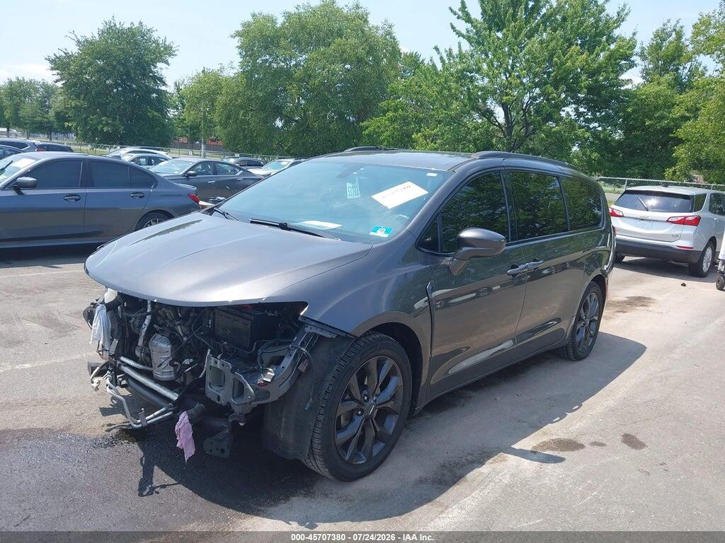 2C4RC1EG8JR228653 2018 CHRYSLER PACIFICA photo no. 2