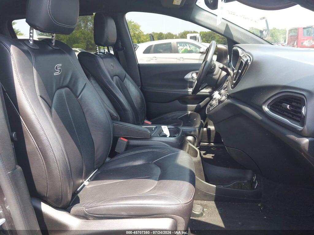 2C4RC1EG8JR228653 2018 CHRYSLER PACIFICA photo no. 5