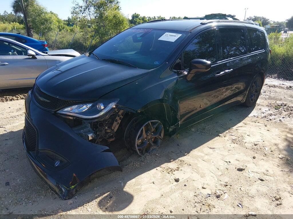 2C4RC1BG0JR237447 2018 CHRYSLER PACIFICA photo no. 2