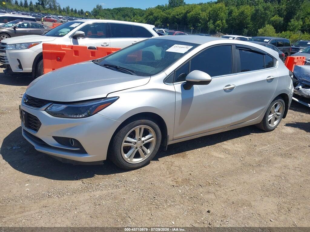 3G1BE6SM0HS586046 2017 CHEVROLET CRUZE photo no. 2