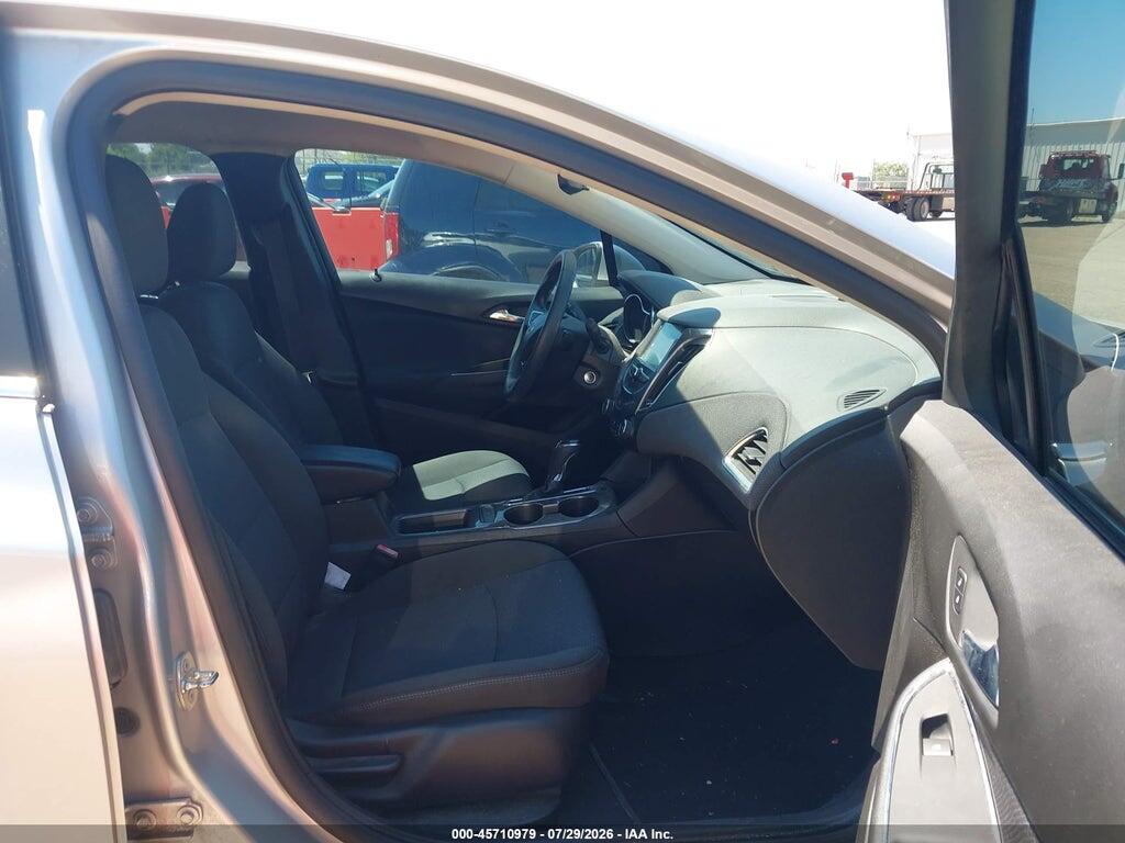 3G1BE6SM0HS586046 2017 CHEVROLET CRUZE photo no. 5