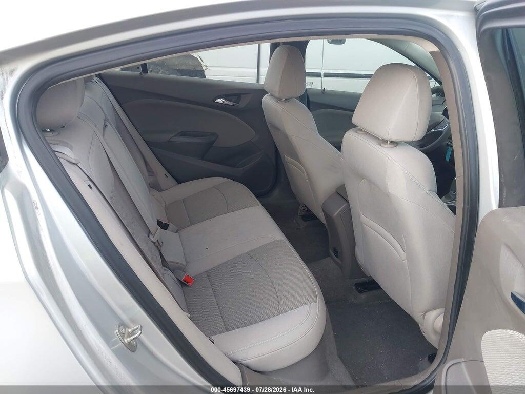 1G1BE5SM3H7170940 2017 CHEVROLET CRUZE photo no. 8
