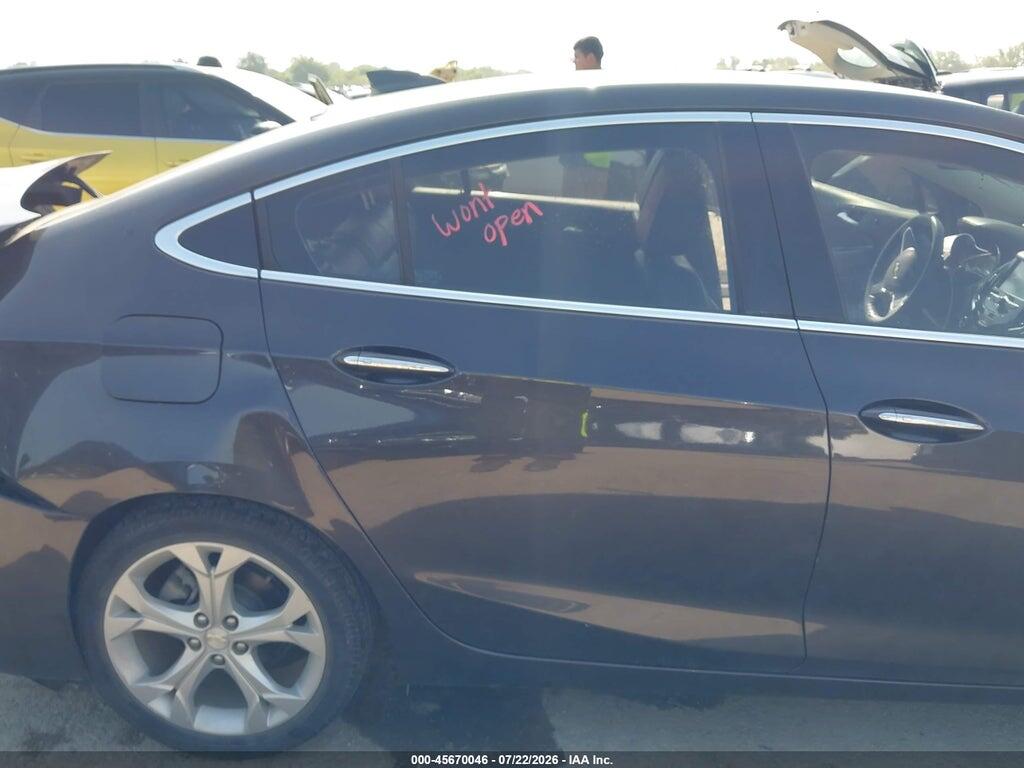 1G1BF5SM0H7268305 2017 CHEVROLET CRUZE photo no. 8