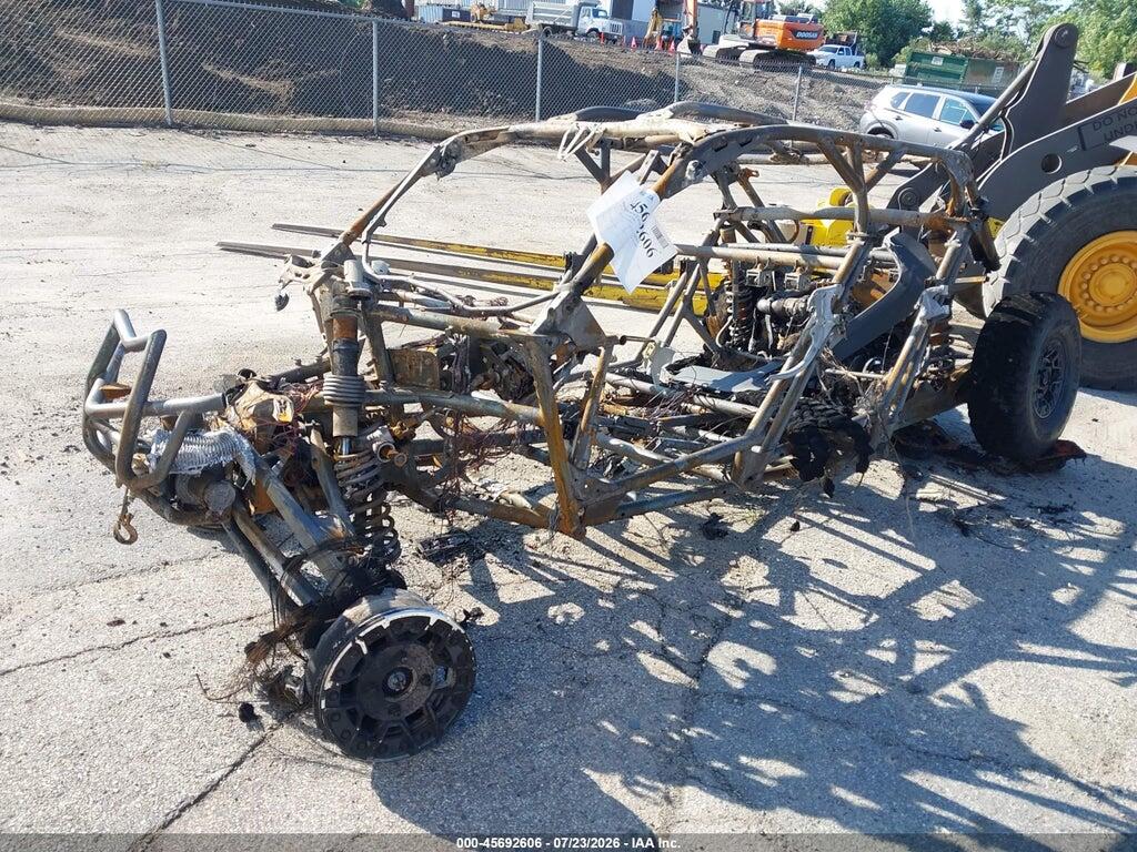 3JBVNAV44PE000693 2023 CAN-AM MAVERICK X3 MAX photo no. 2