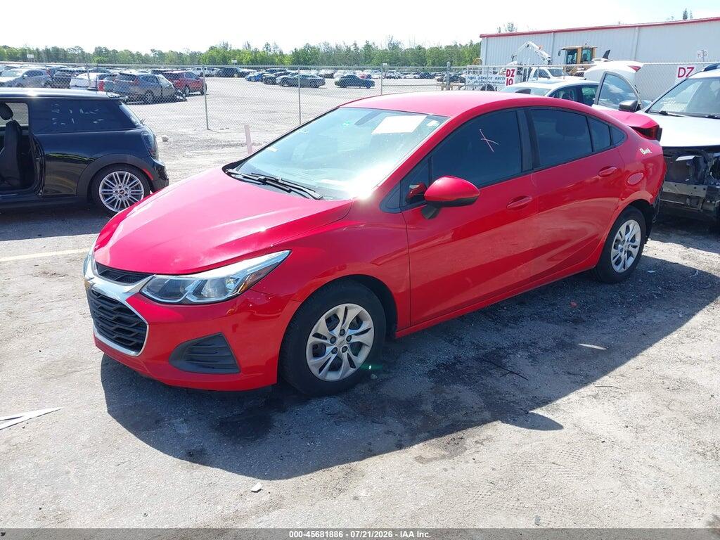 1G1BC5SM5K7117668 2019 CHEVROLET CRUZE photo no. 2